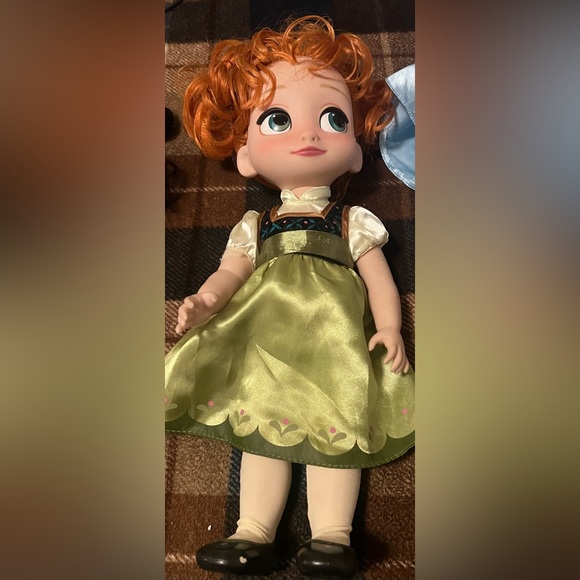 Ana doll - Picture 2 of 3